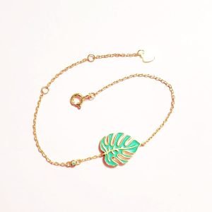 Monstera Leaf